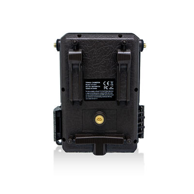4G Trail Camera oferece opções de montagem versáteis e habitação resistente ao clima perfeito para tarefas de monitoramento ao ar livre