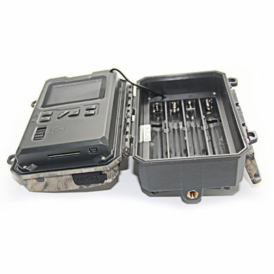 Câmera de vida selvagem ativada por movimento